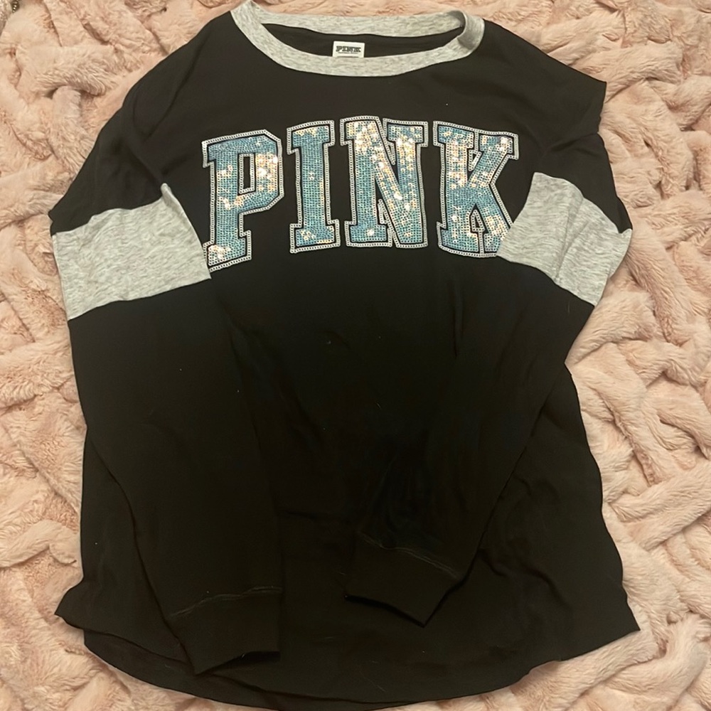 Women’s PINK long sleeve